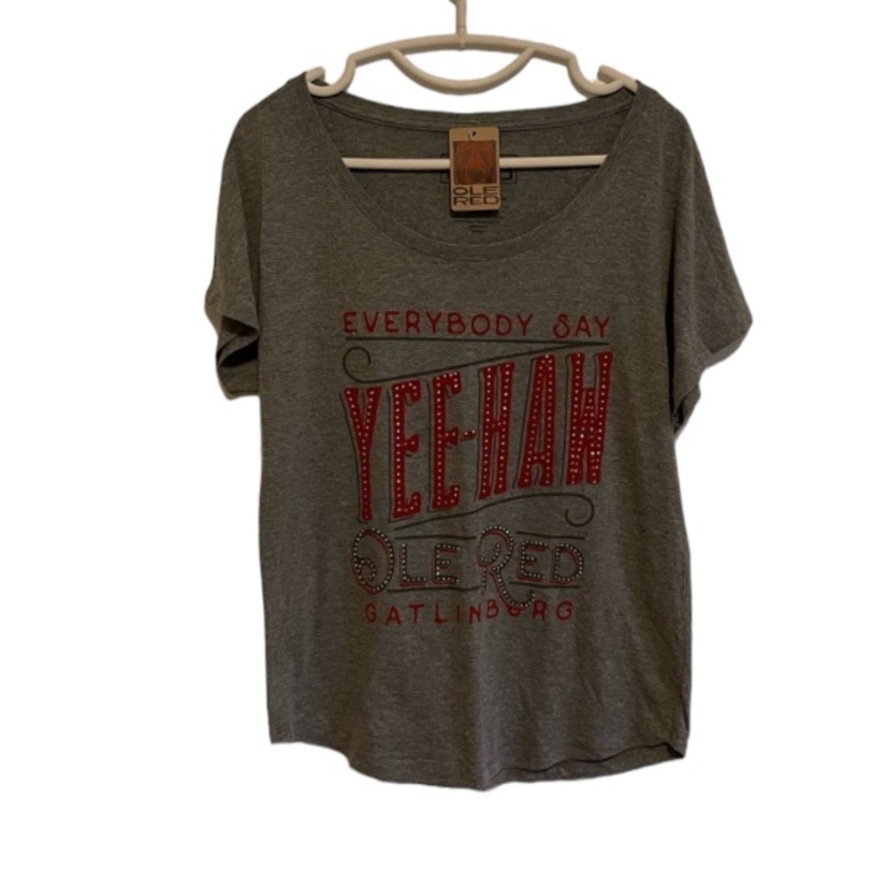 NWT Ole Red Gatlinburg Gray Scoop Neck Tee Size Small